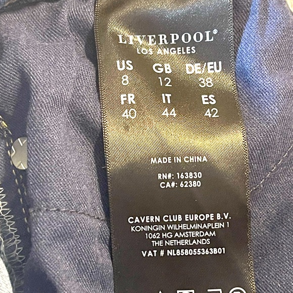 LIVERPOOL LOS ANGELES Sadie Side Decorative Zipper Crop Straight Leg. Size 8/29 - Picture 10 of 14